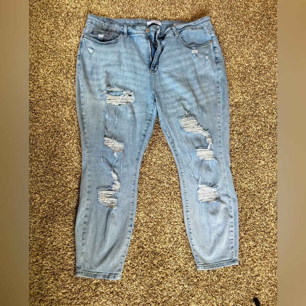 Judy Blue Light Tummy Control Jeans